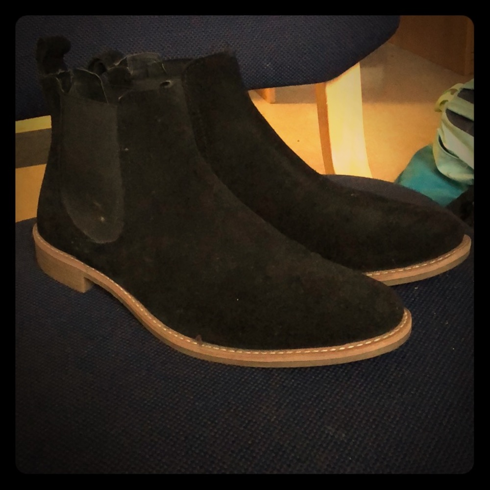 Men’s Chelsea Boots by ASOS (7US)